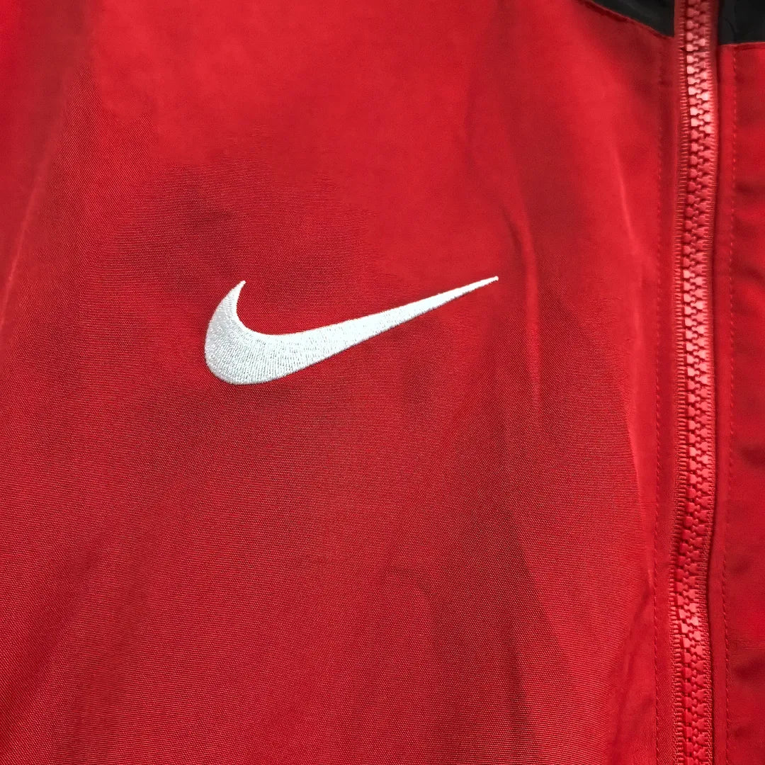 Manchester United Retro Windbreaker Jacket