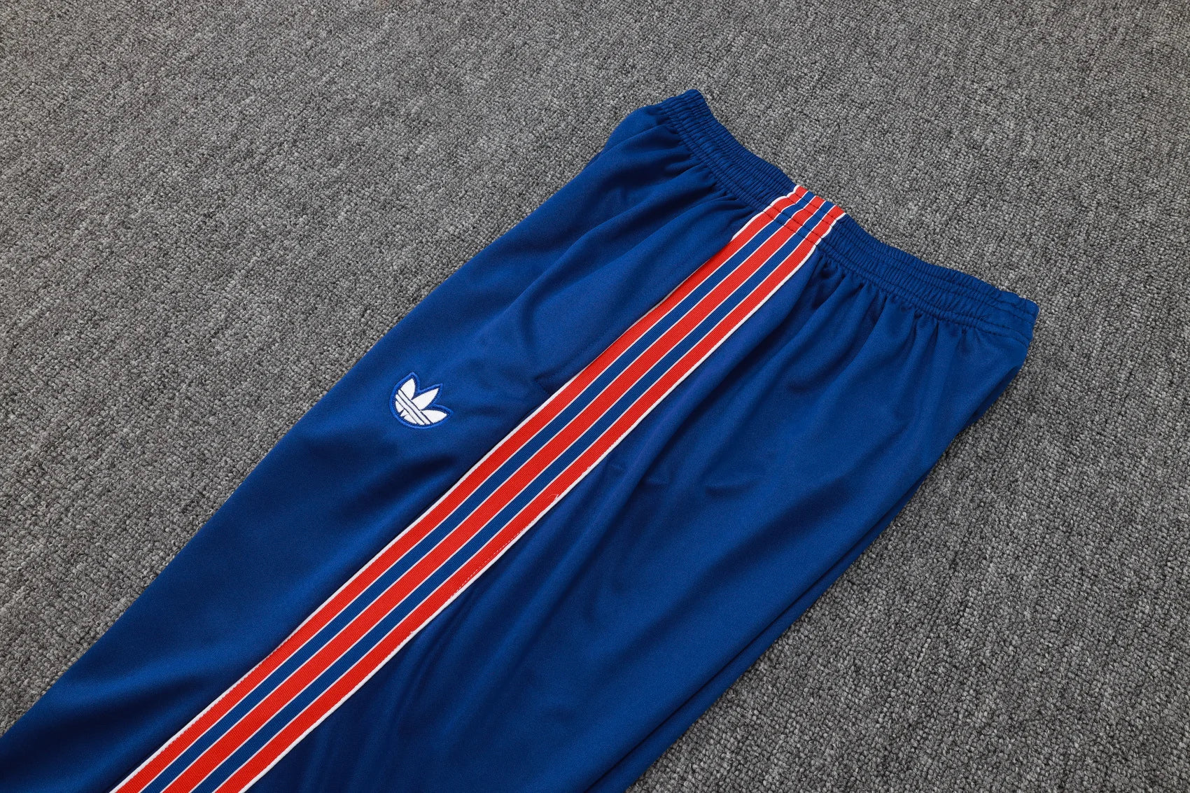 Arsenal Winter Tracksuit 2025-26