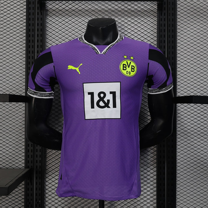 Borussia Dortmund 2025-26 Goalkeeper Kit