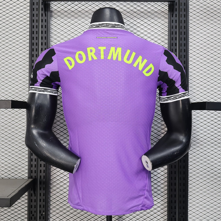 Borussia Dortmund 2025-26 Goalkeeper Kit