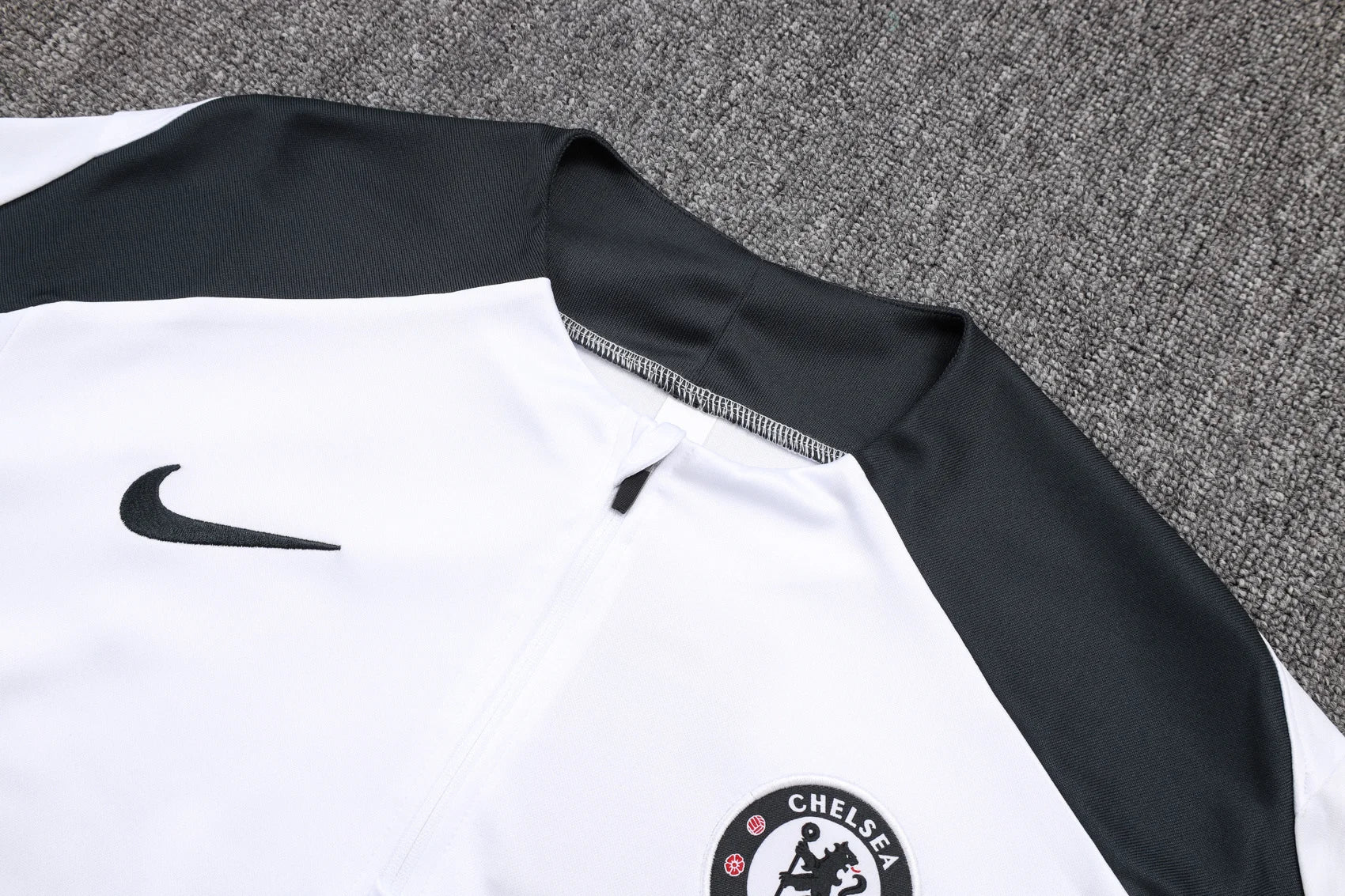 Chelsea Winter Tracksuit 2025-26