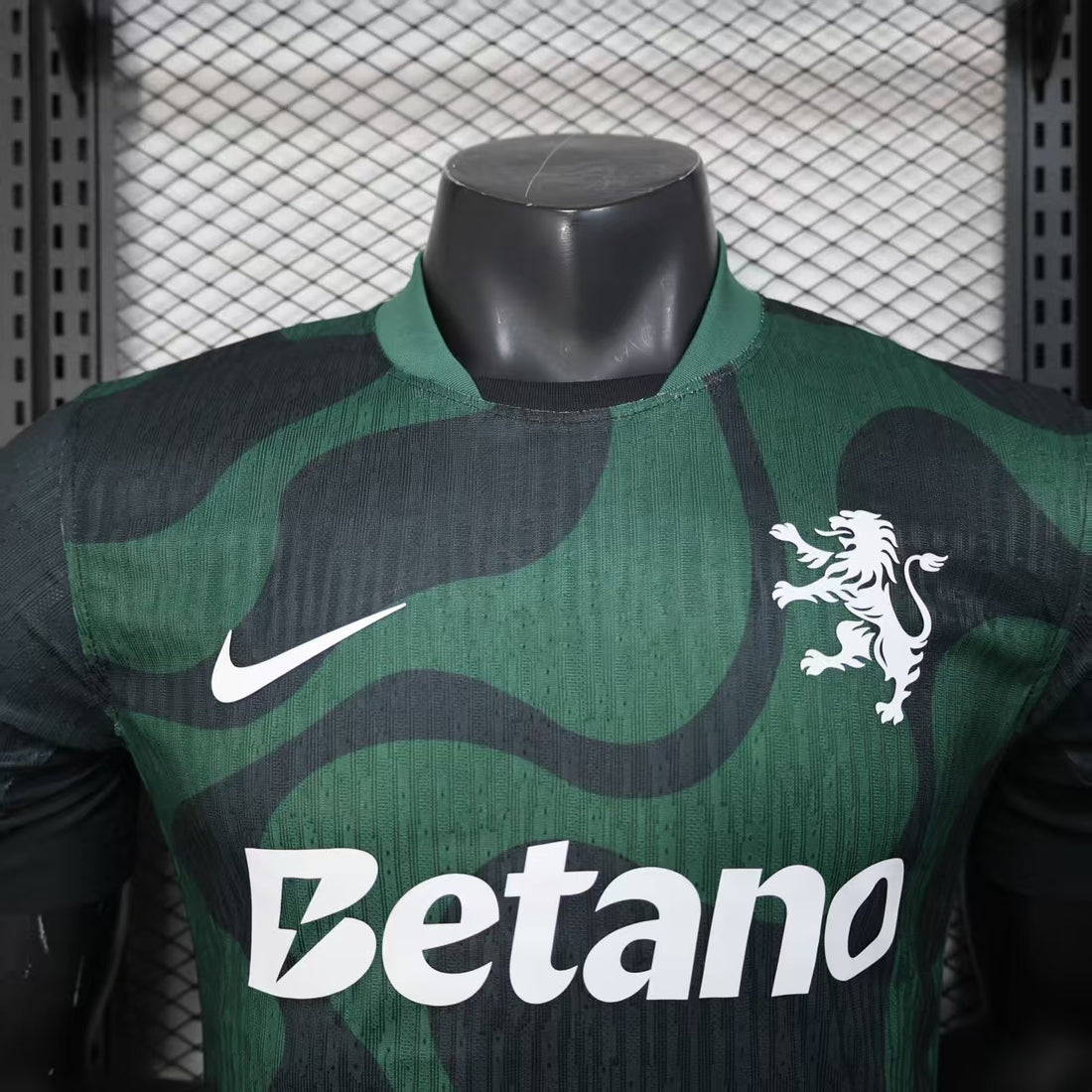 Sporting Lisbon 2025-26 Away