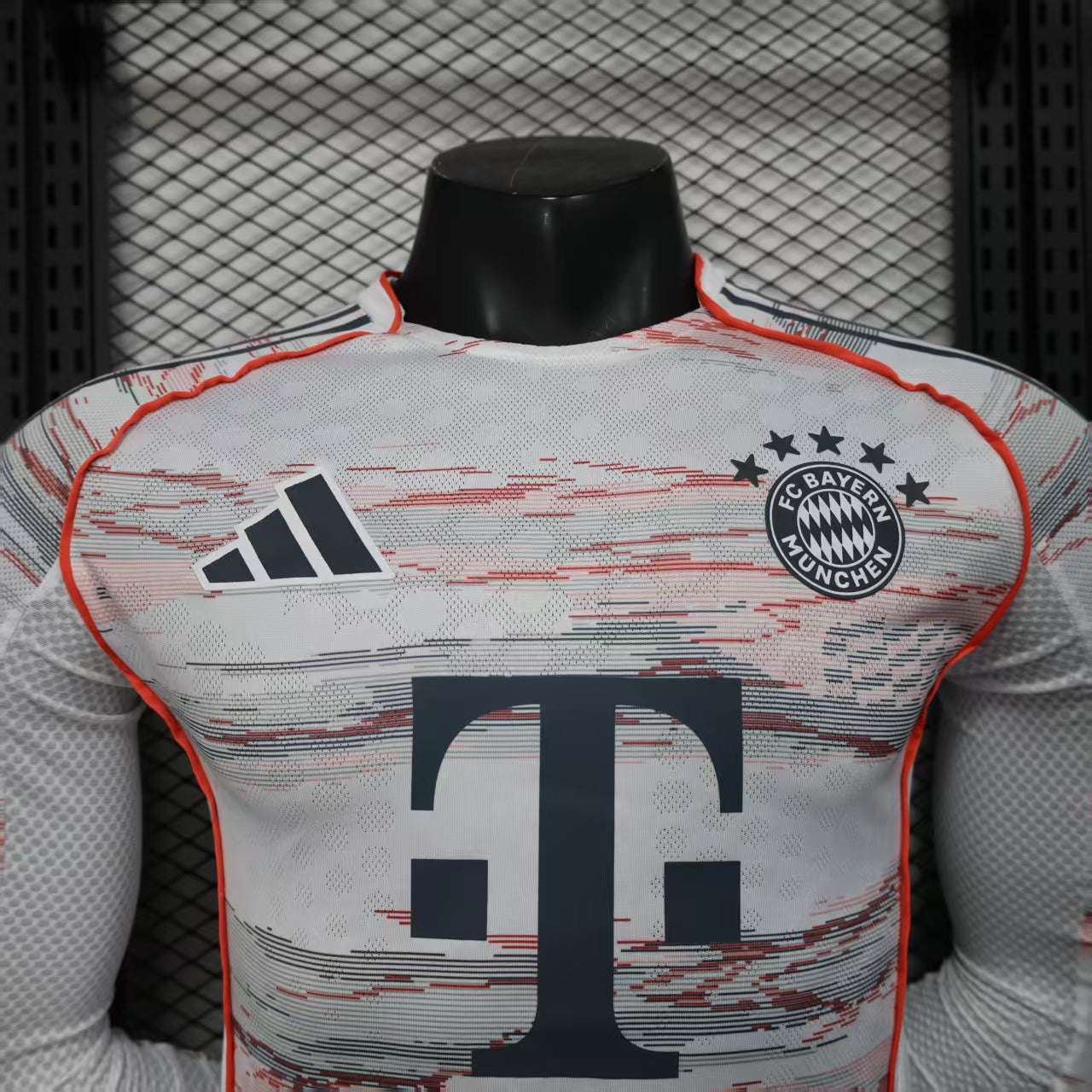 FC Bayern Munich 2025-26 Away Long Sleeve