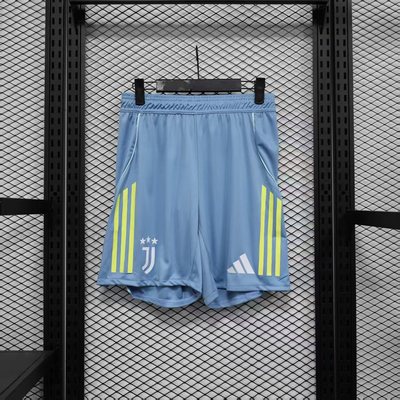 Juventus 2025-26 Away Shorts
