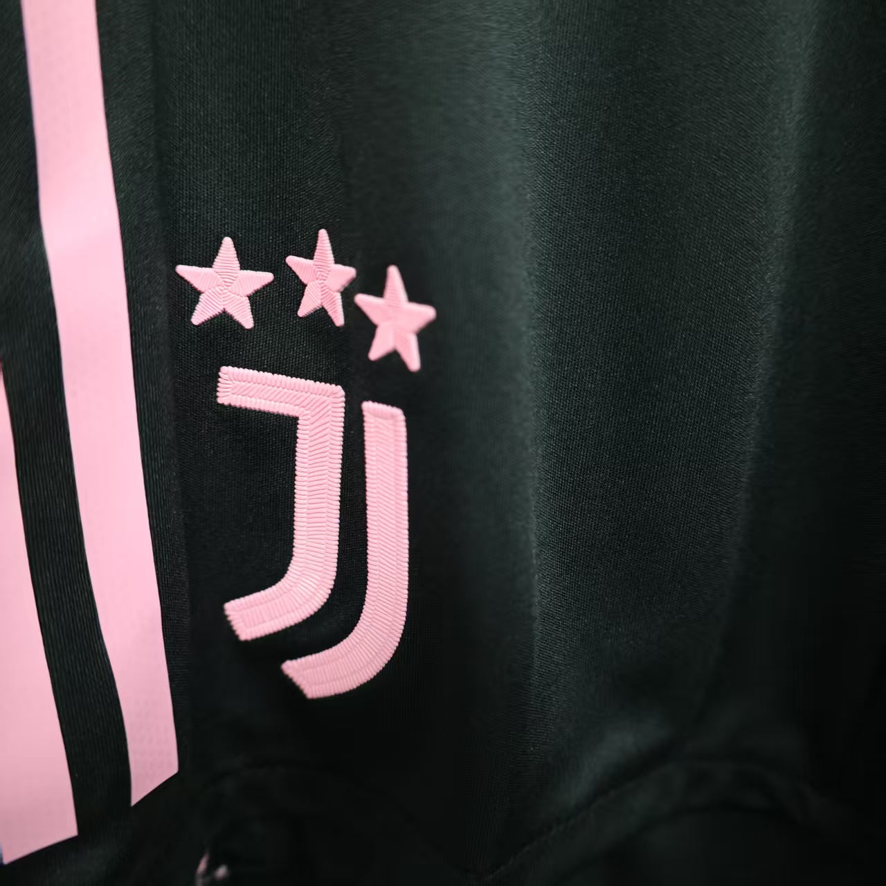 Juventus 2025-26 Home Shorts