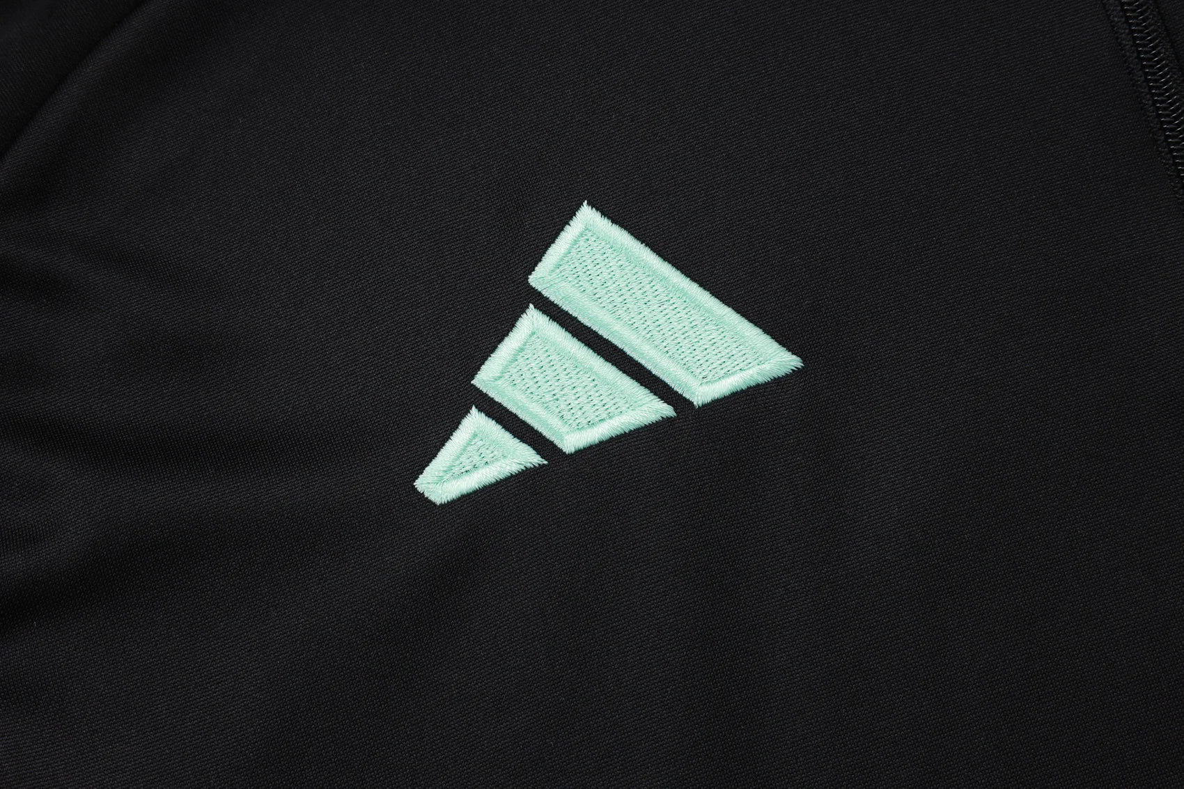 Juventus Winter Tracksuit 2025-26