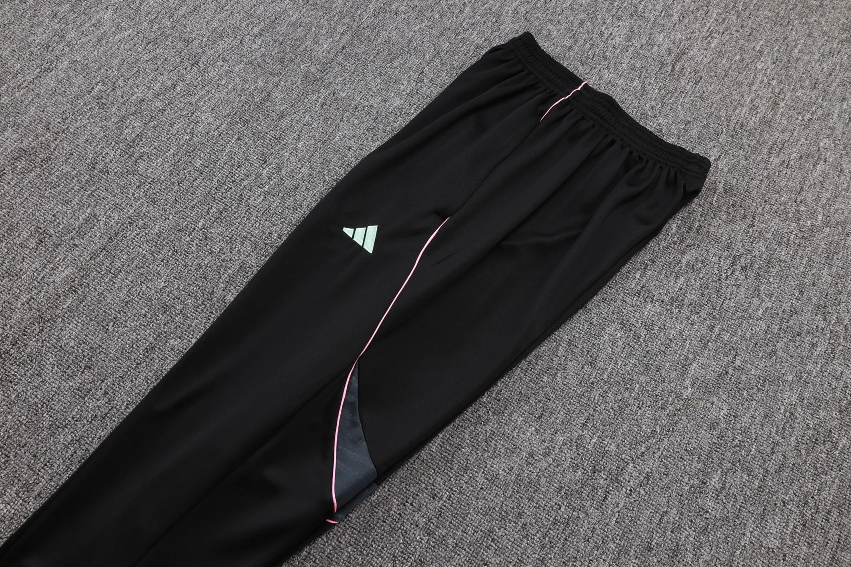 Juventus Winter Tracksuit 2025-26