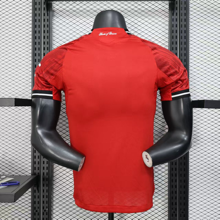 Manchester United 2025-26 Home