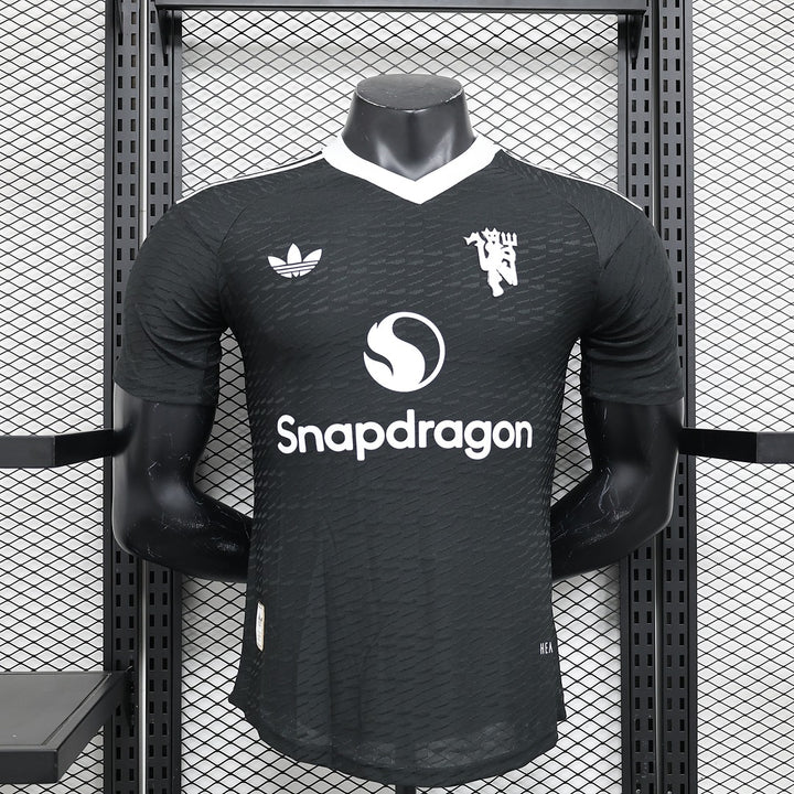 Manchester United 2024-25 Goalkeeper Kit