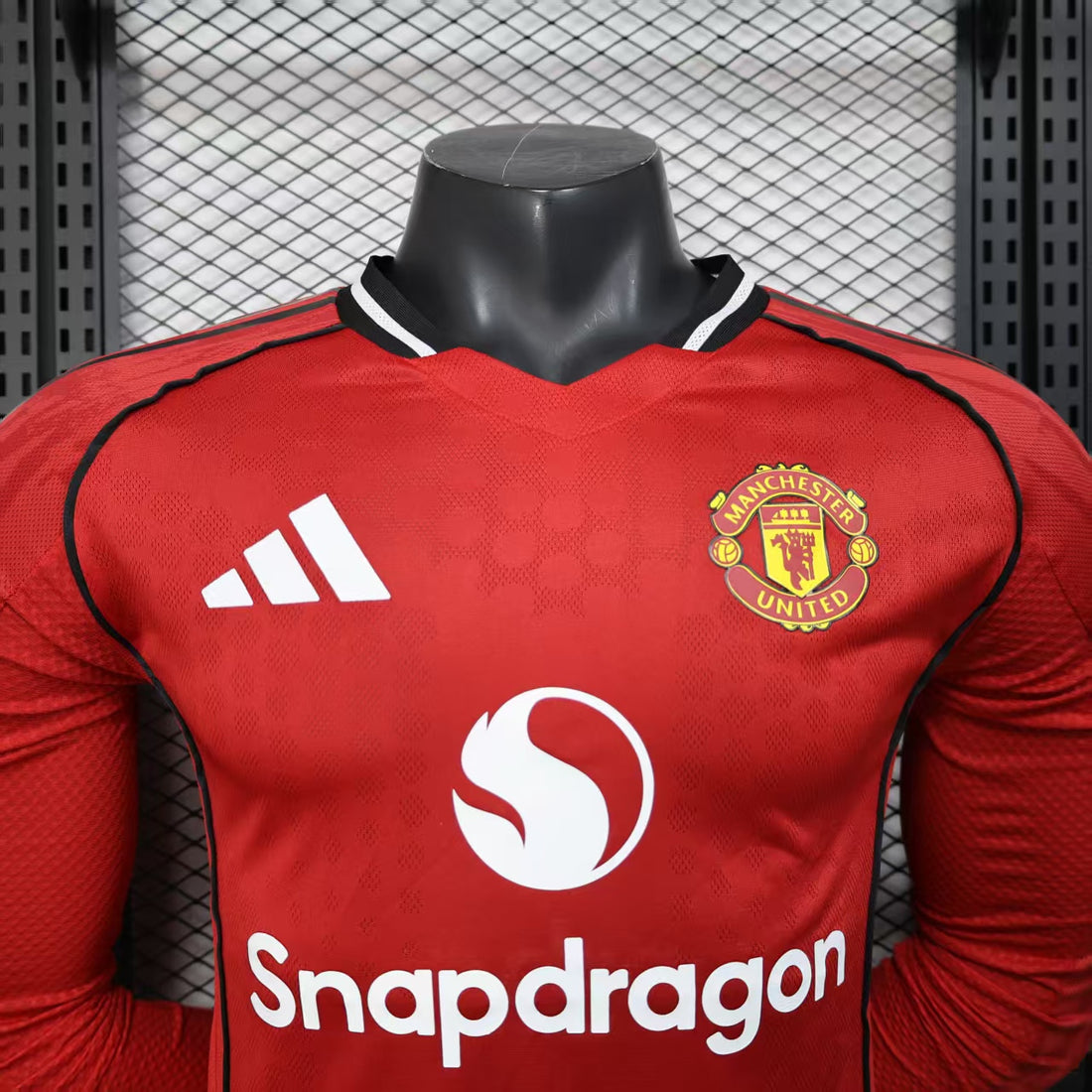 Manchester United 2025-26 Home Long Sleeve