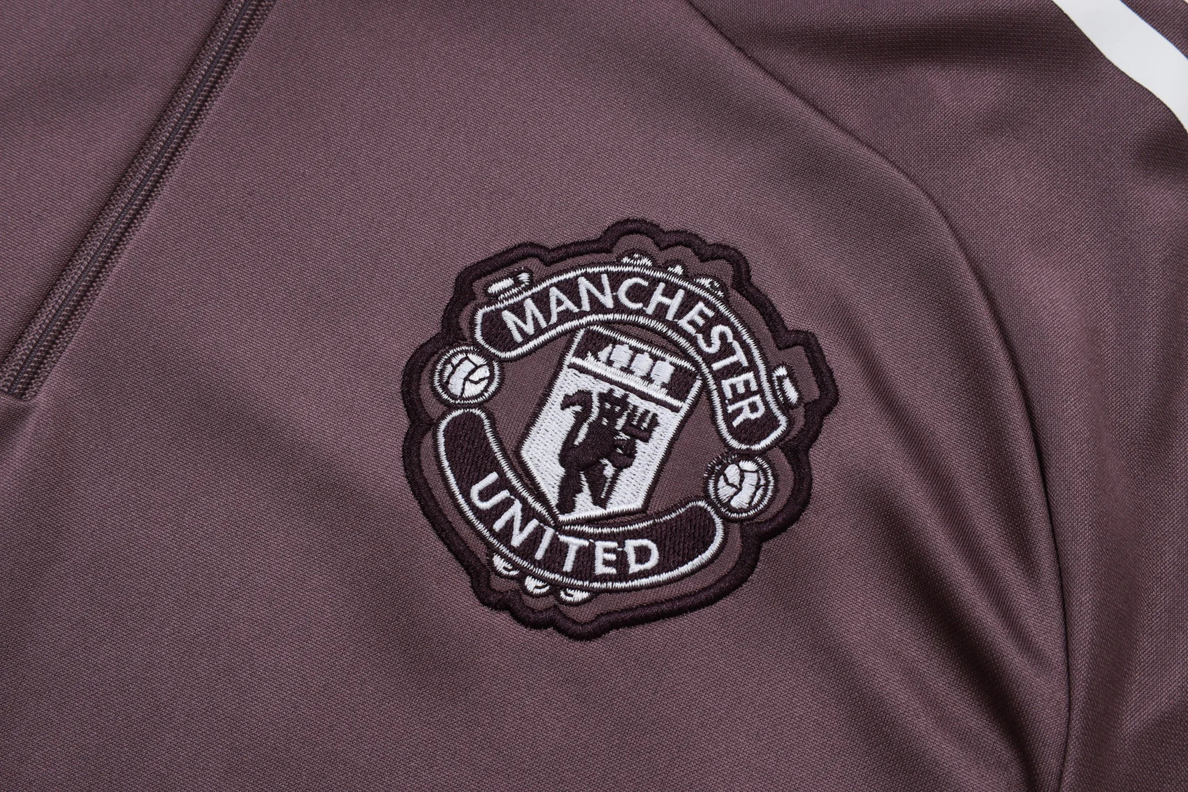 Manchester United Winter Tracksuit 2025-26
