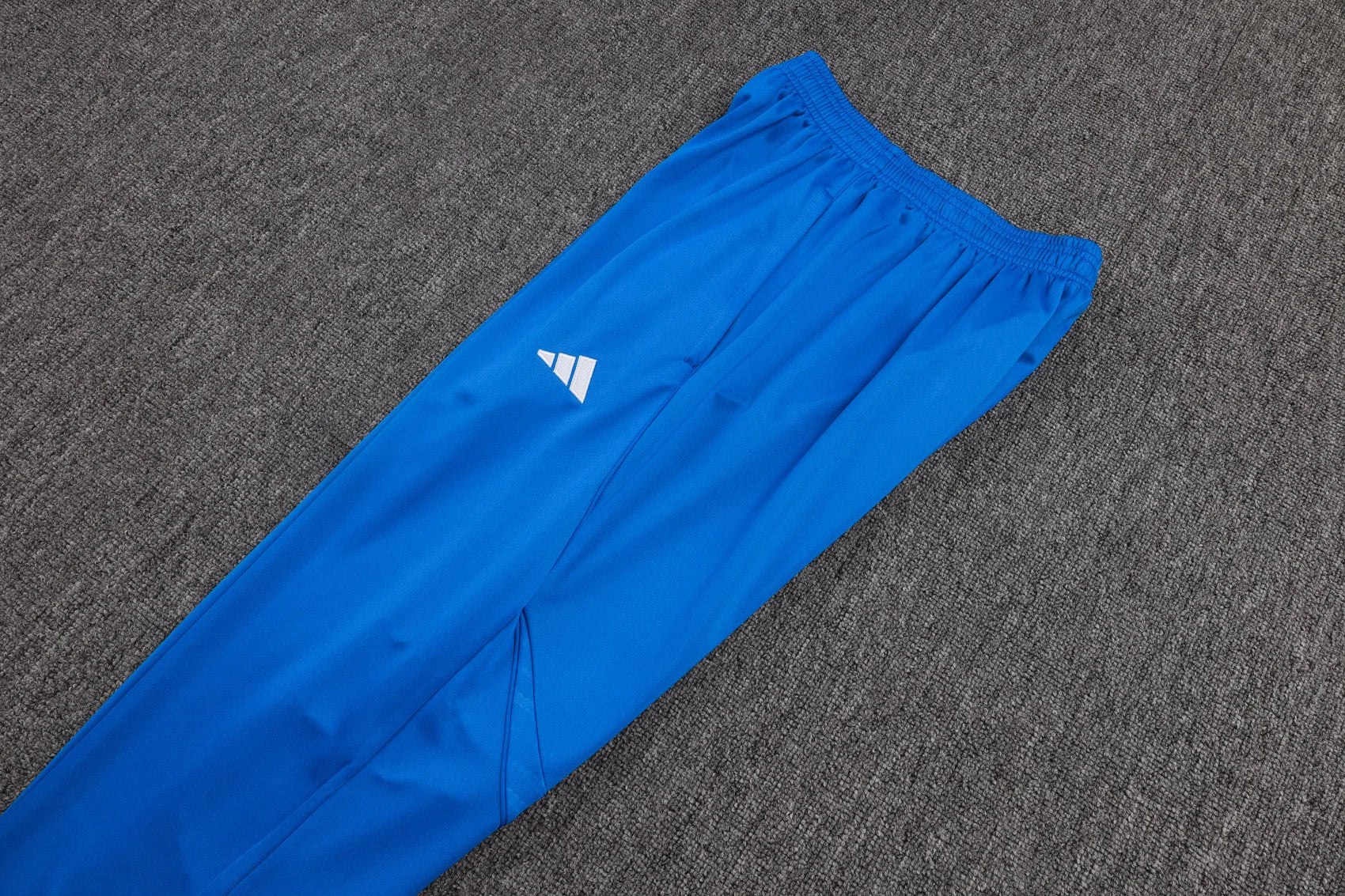 Real Madrid Winter Tracksuit 2025-26