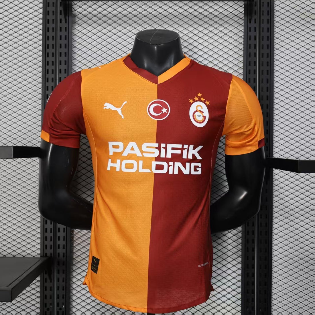 Galatasaray 2025-26 Home