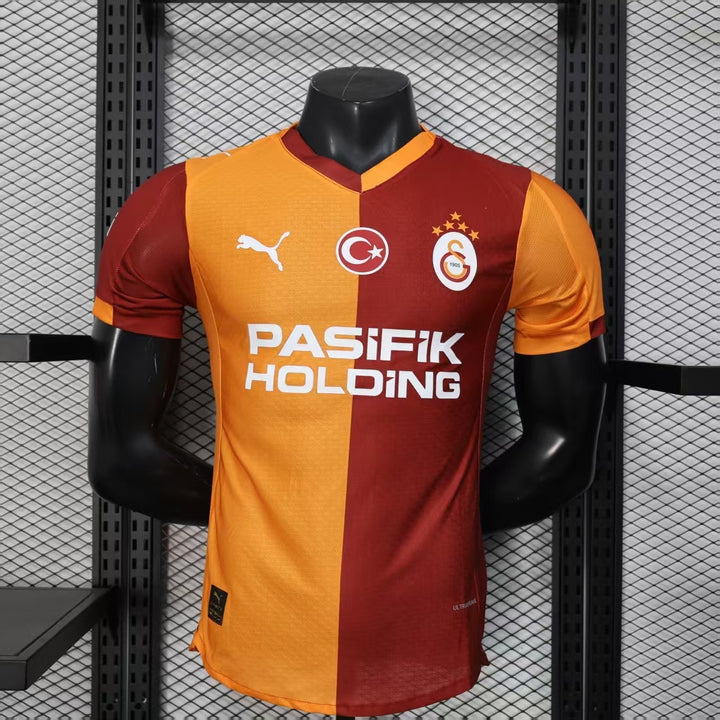 Galatasaray 2025-26 Home