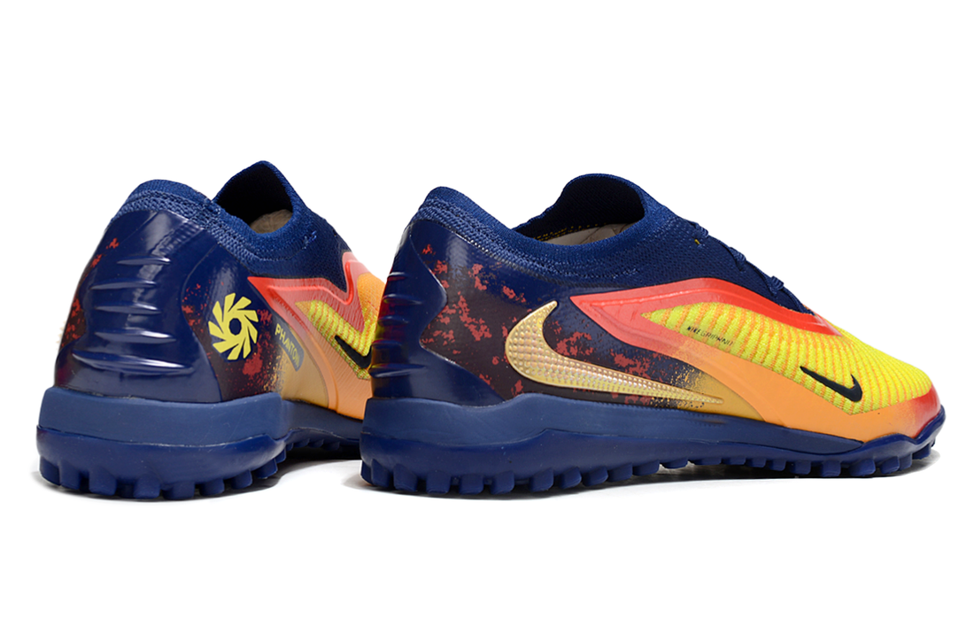 Phantom 6 Elite - TF Cleats