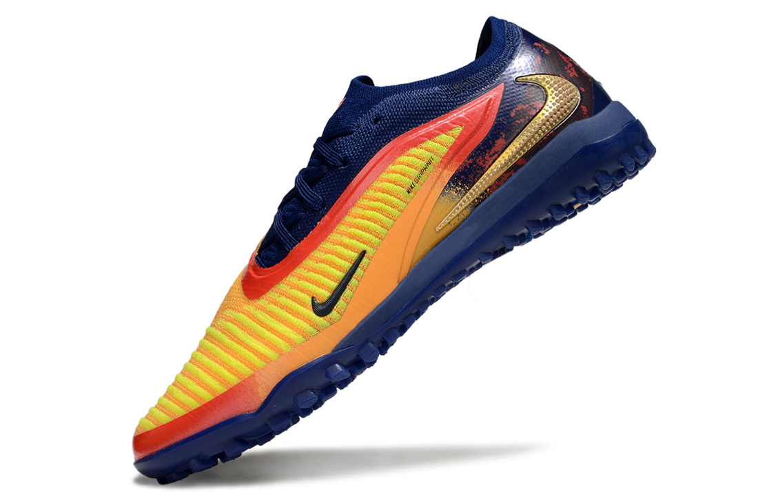 Phantom 6 Elite - TF Cleats